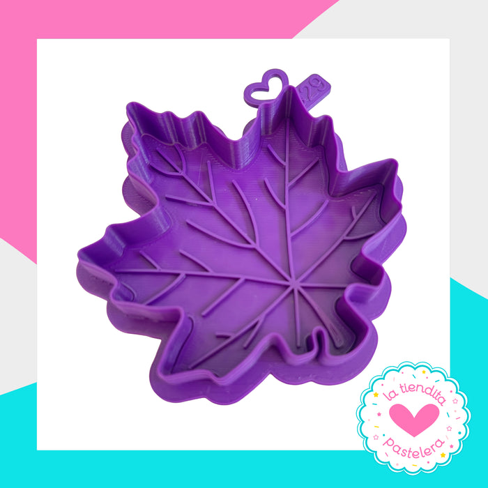 Cortador "Hoja Maple" (elaborados con plástico 100% biodegradable 😍) - con sello